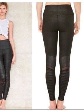 Alo Yoga Faux Leather finish moto leggings 🖤✨